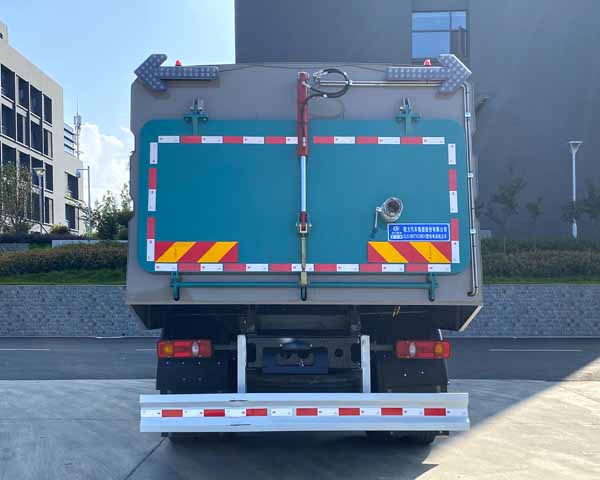 程力牌CL5180TXCBEV型純電動(dòng)吸塵車(chē) 程力牌CL5180TXCBEV型純電動(dòng)吸塵車(chē)