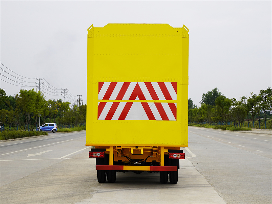 CLT5041TFZBJ6B型防撞緩沖車-福田藍(lán)牌高速公路防撞車 CLT5041TFZBJ6B型防撞緩沖車-福田藍(lán)牌高速公路防撞車