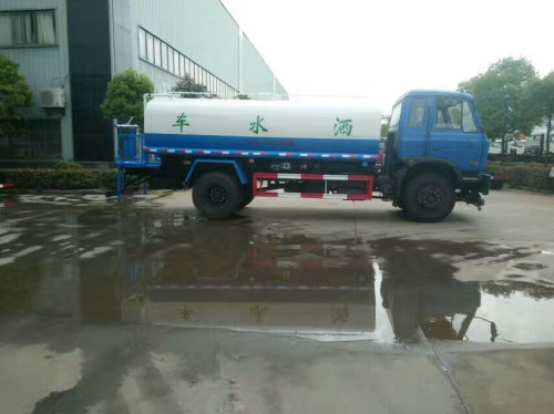 東風(fēng)老款灑水車價格圖片 東風(fēng)老款灑水車價格圖片