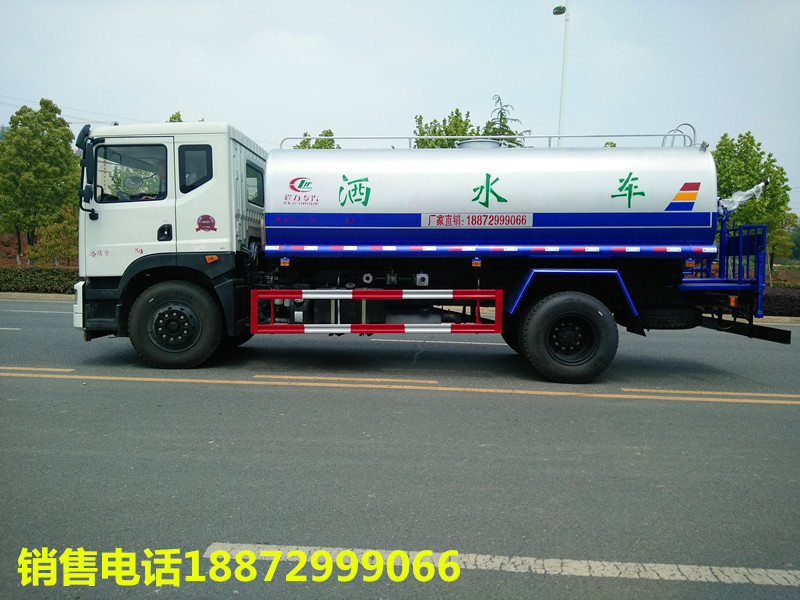 東風(fēng)15噸灑水車 東風(fēng)15噸灑水車